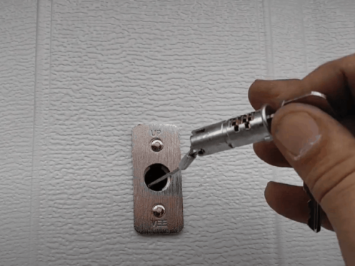 How to Open Garage Door When Power Is Out