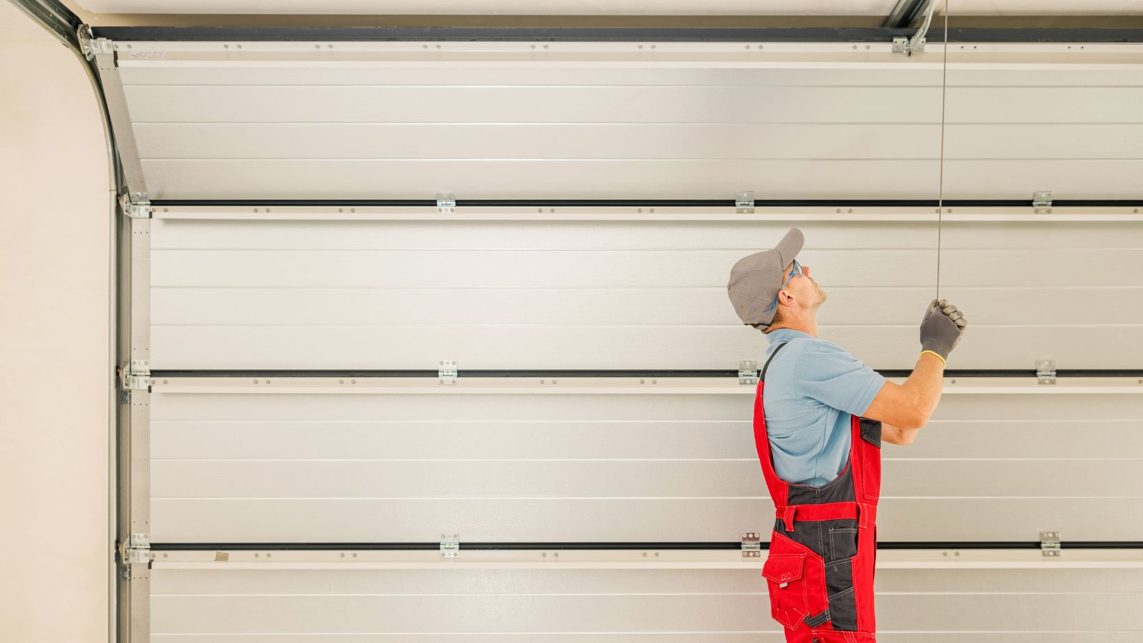 When to Call for Garage Door Replacement