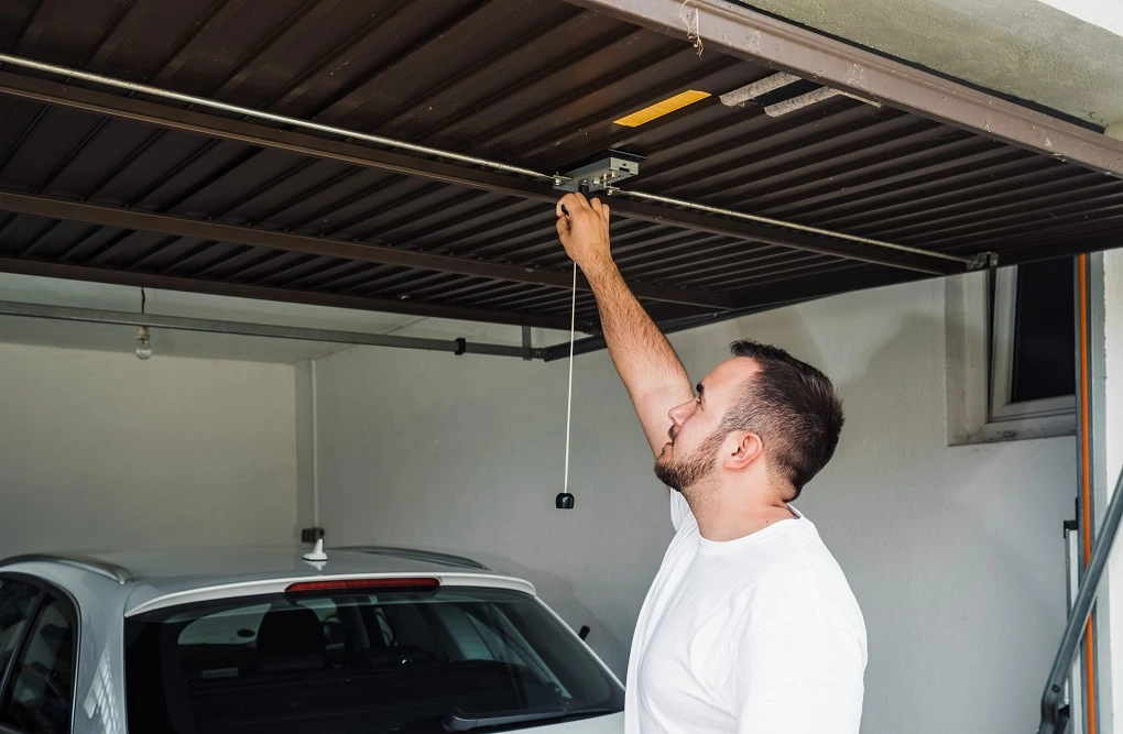 Why You Might Need to Open Your Garage Door Manually