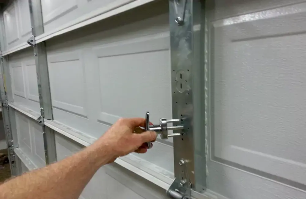 Why-You-Should-Lock-Your-Garage-door