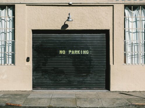 How to Balance a Garage Door